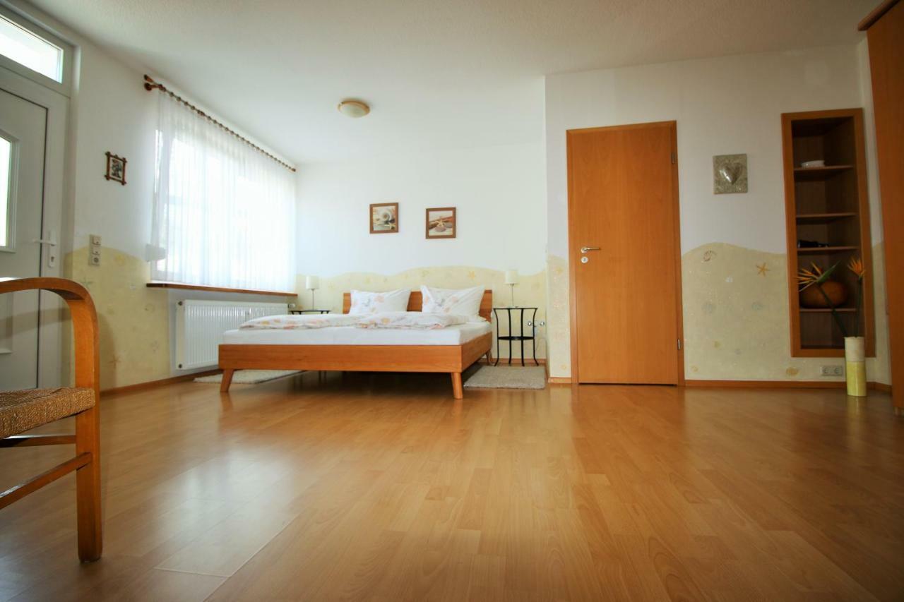 Fewo Spiaggia - Gaestehaus Koen Zeltingen-Rachtig Bagian luar foto